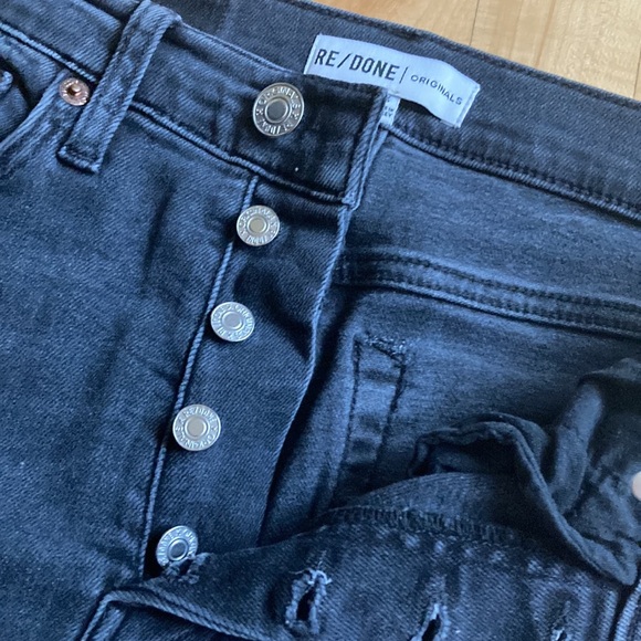 Re/Done Black Skinny Jeans with Distressed Knee - Picture 10 of 10